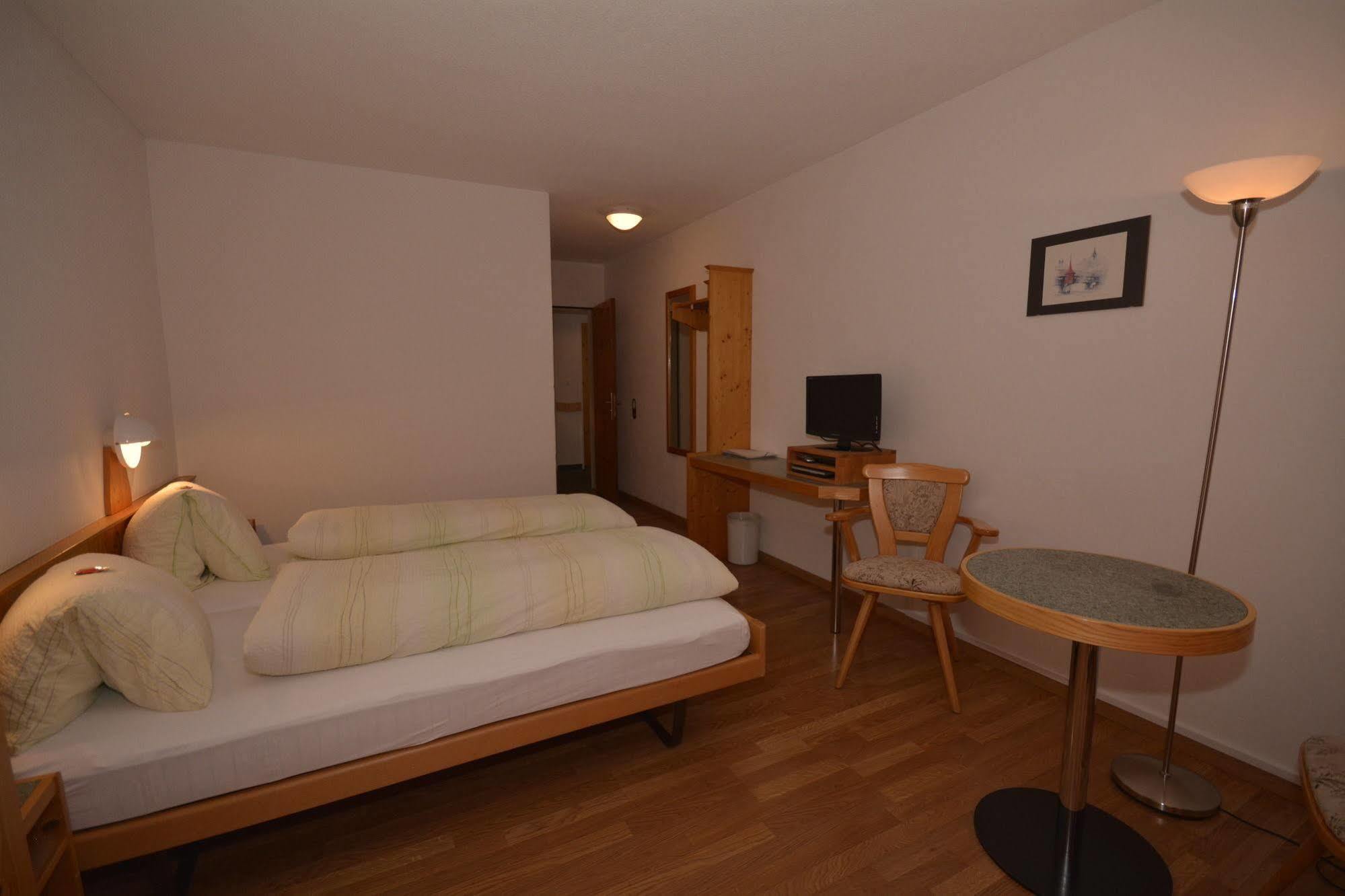 Hotel Schoental Filisur Extérieur photo